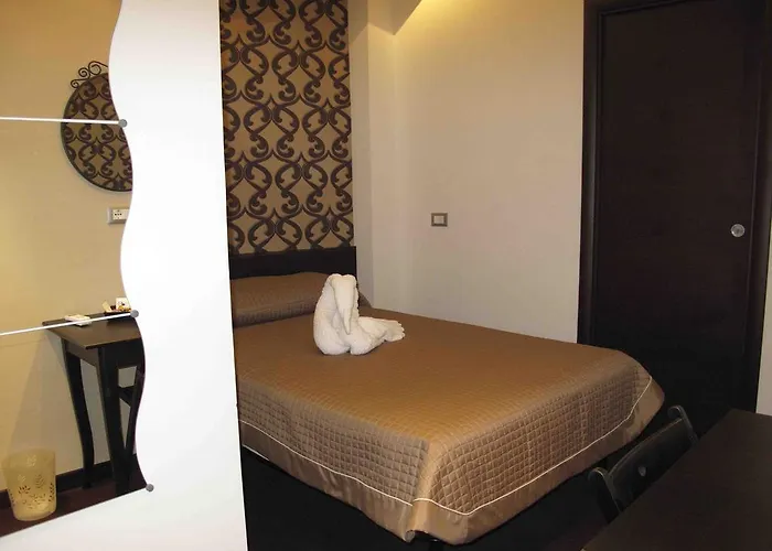 Bedrooms In * Roma